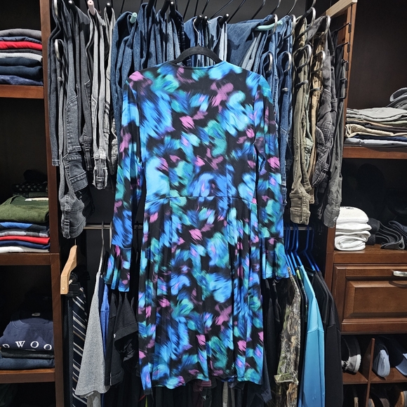 LONDON TIMES Pullover Wrap Dress Bell Sleeve Bottoms Size 10 Long Sleeve - Picture 3 of 14